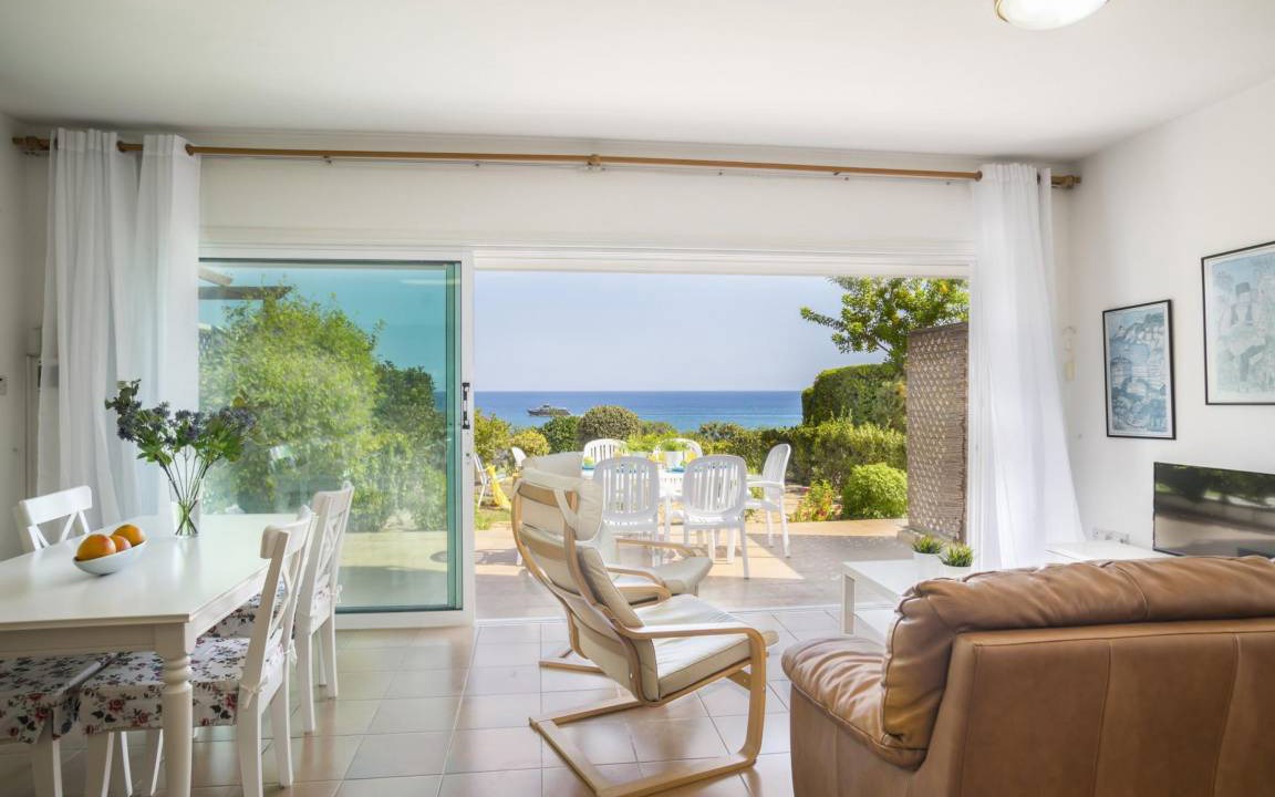 Sirina Lina Beachfront | Pernera