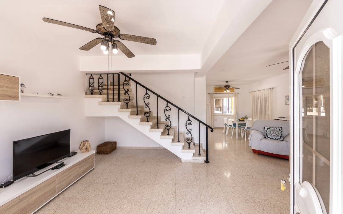 Ayia Thekla Villa | 100 m² Villa ∙ 3 bedrooms ∙ 6 guests