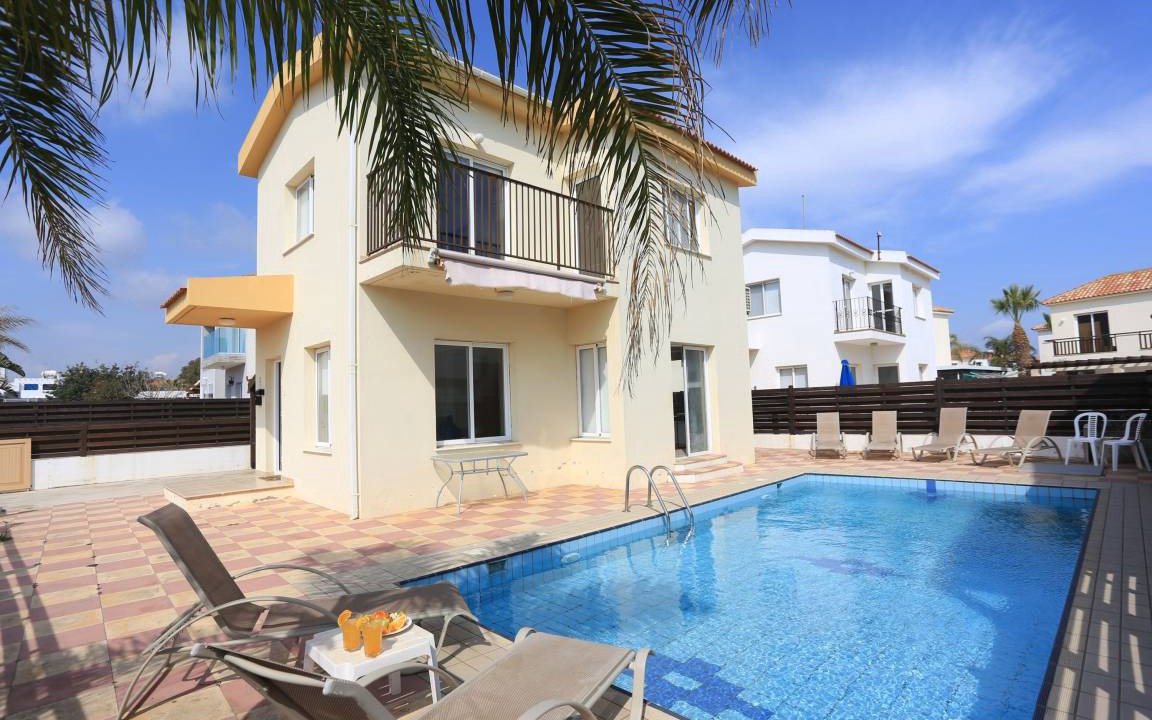 Ayia Thekla Villa | 110 m² Villa ∙ 2 bedrooms ∙ 6 guests