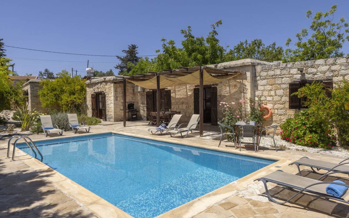 Droushia Villa | 115 m² Villa ∙ 3 bedrooms ∙ 6 guests