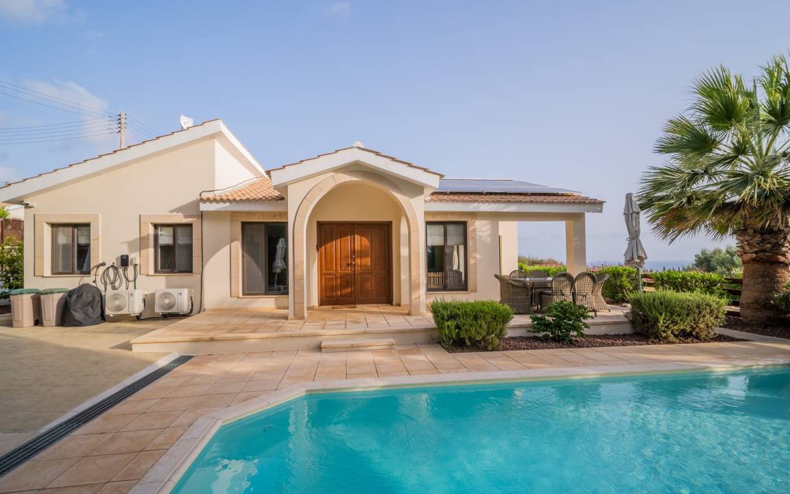 Kouklia Villa | 117 m² Villa ∙ 3 bedrooms ∙ 6 guests