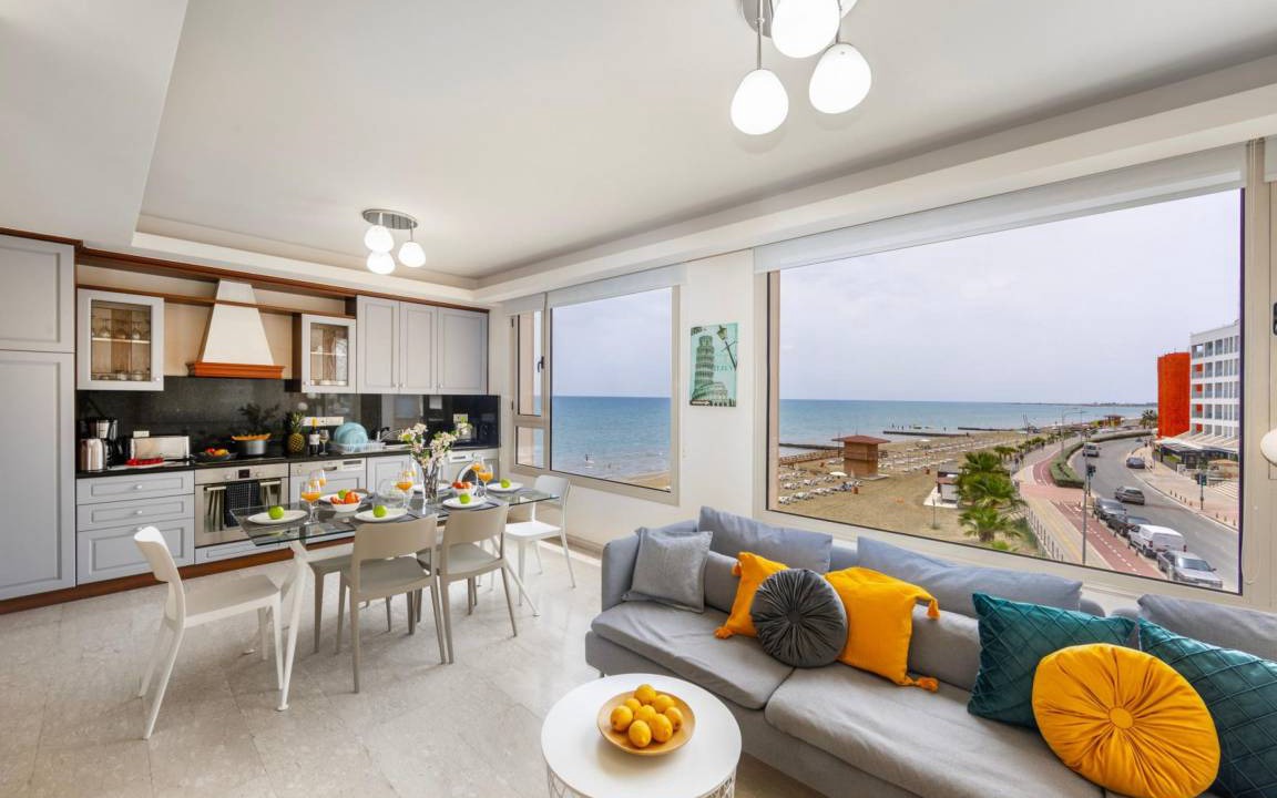 Larnaca Apartment | 125 m² Apartment ∙ 3 bedrooms ∙ 6 guests