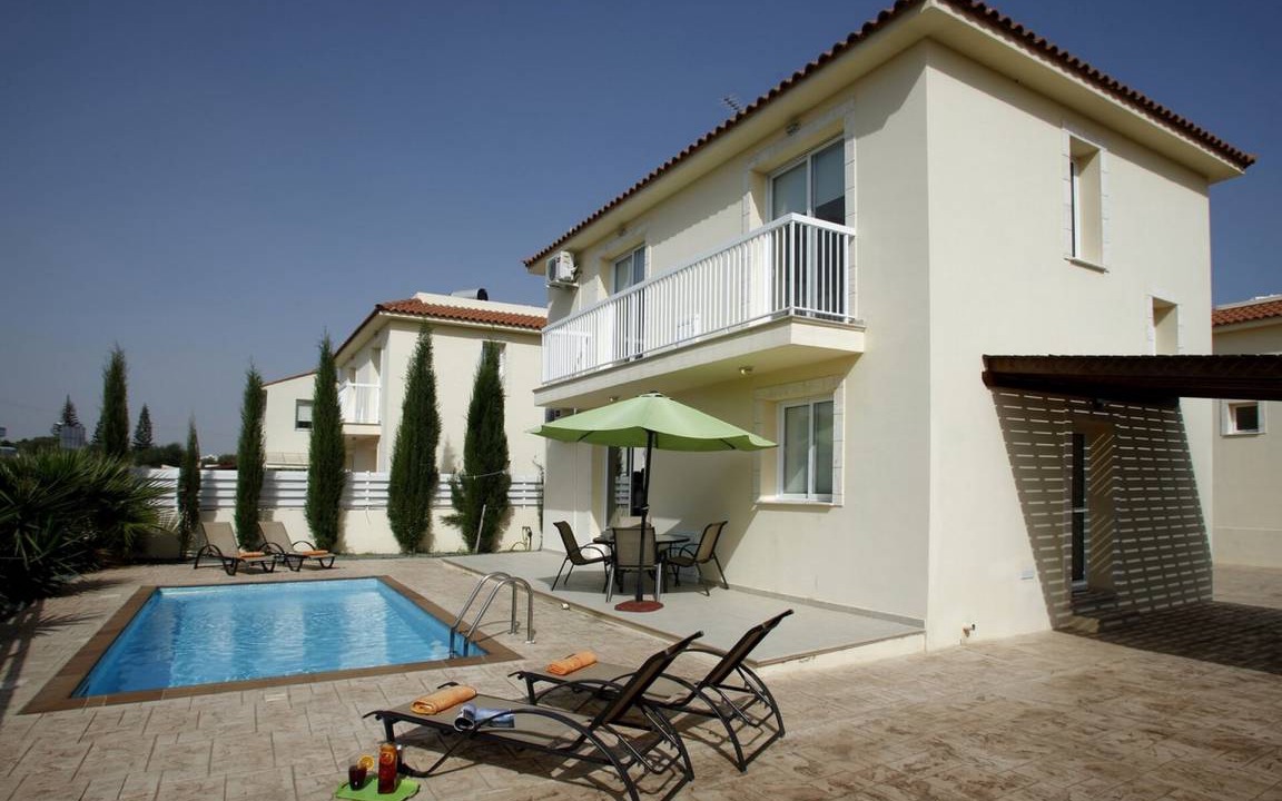 Rent Villa | Pernera