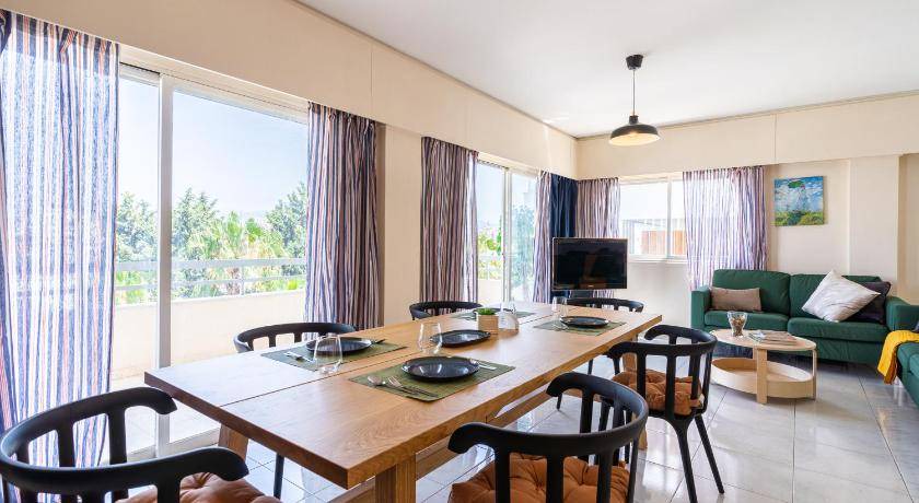 Neapolis Apartment | 130 m² Apartment ∙ 3 bedrooms ∙ 6 guests