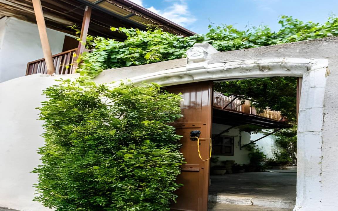 Laneia Resort | 140 m² Resort ∙ 3 bedrooms ∙ 10 guests