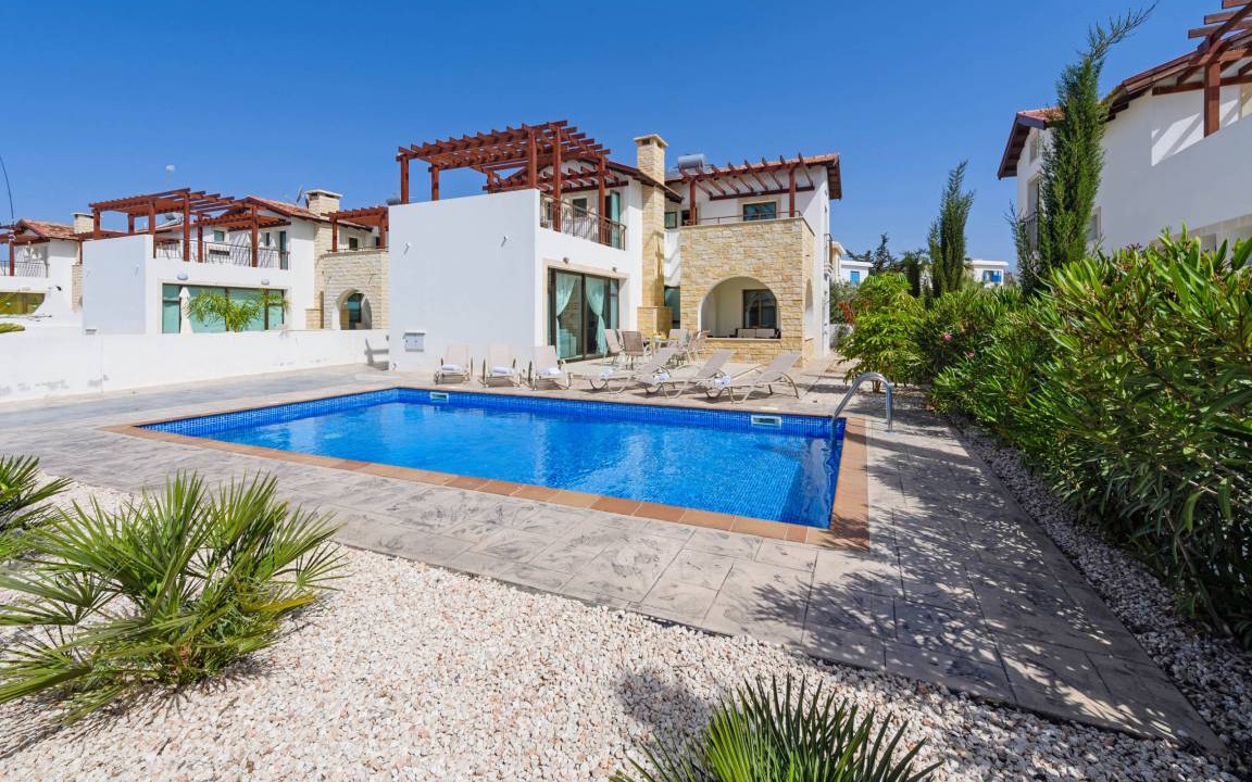 Ayia Thekla Villa | 140 m² Villa ∙ 3 bedrooms ∙ 6 guests