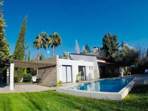 Pissouri Villa | 150 m² Villa ∙ 3 bedrooms ∙ 6 guests