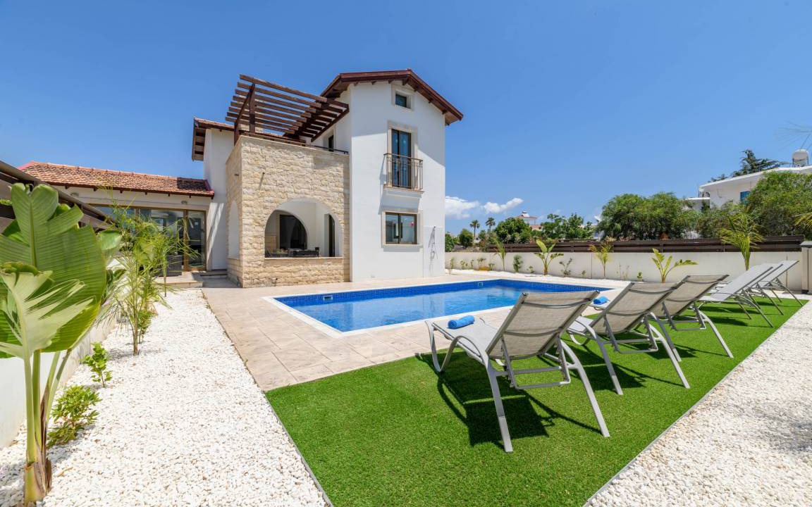Ayia Thekla Villa | 150 m² Villa ∙ 3 bedrooms ∙ 6 guests