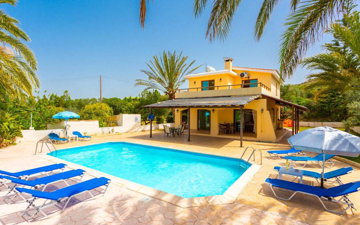 Polis Villa | 160 m² Villa ∙ 4 bedrooms ∙ 10 guests