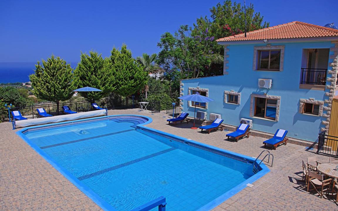Ayia Marina Chrysochous Villa | 165 m² Villa ∙ 4 bedrooms ∙ 9 guests