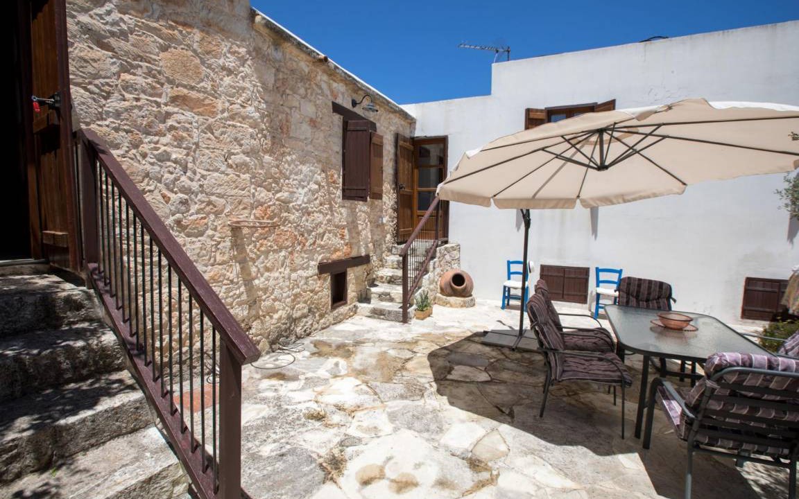 Droushia House | 180 m² House ∙ 3 bedrooms ∙ 7 guests