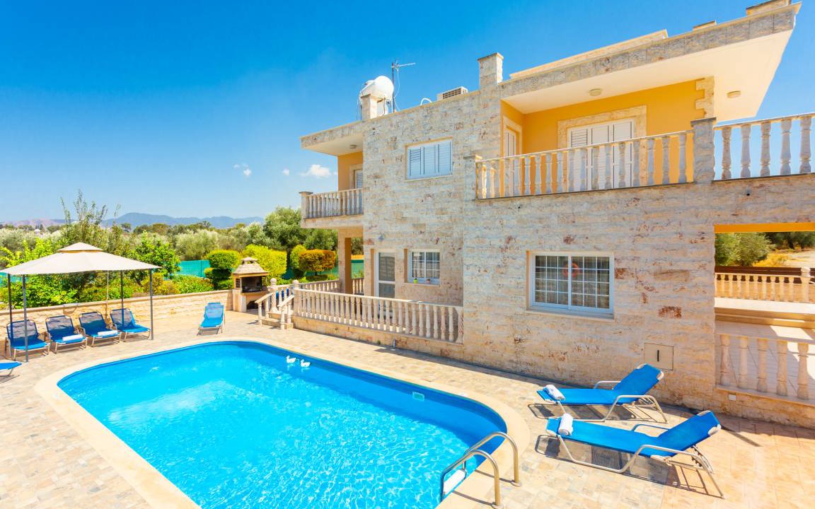 Prodromi Villa | 180 m² Villa ∙ 3 bedrooms ∙ 7 guests