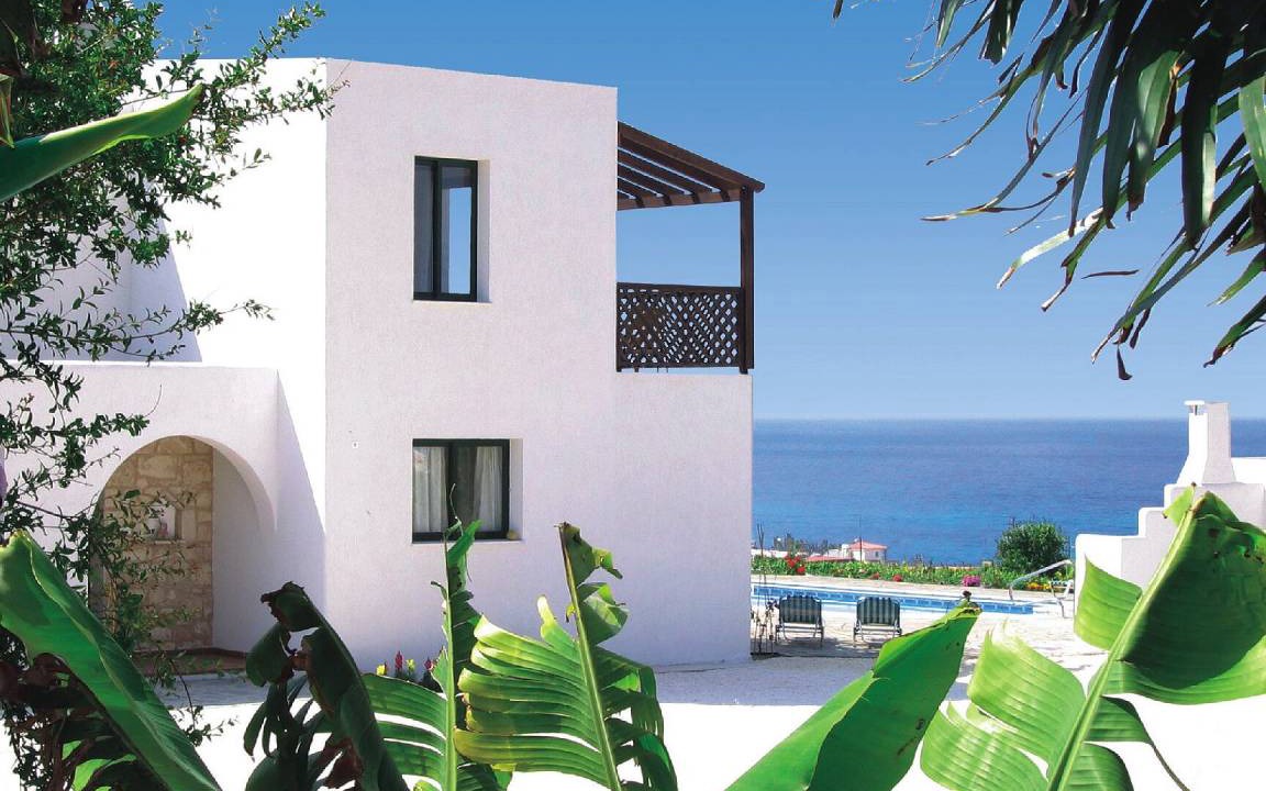 Kissonerga Villa | 185 m² Villa ∙ 4 bedrooms ∙ 10 guests