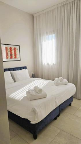 Oroklini Apartment | 1BR Serviced Apt with Pool & Premium Amenities