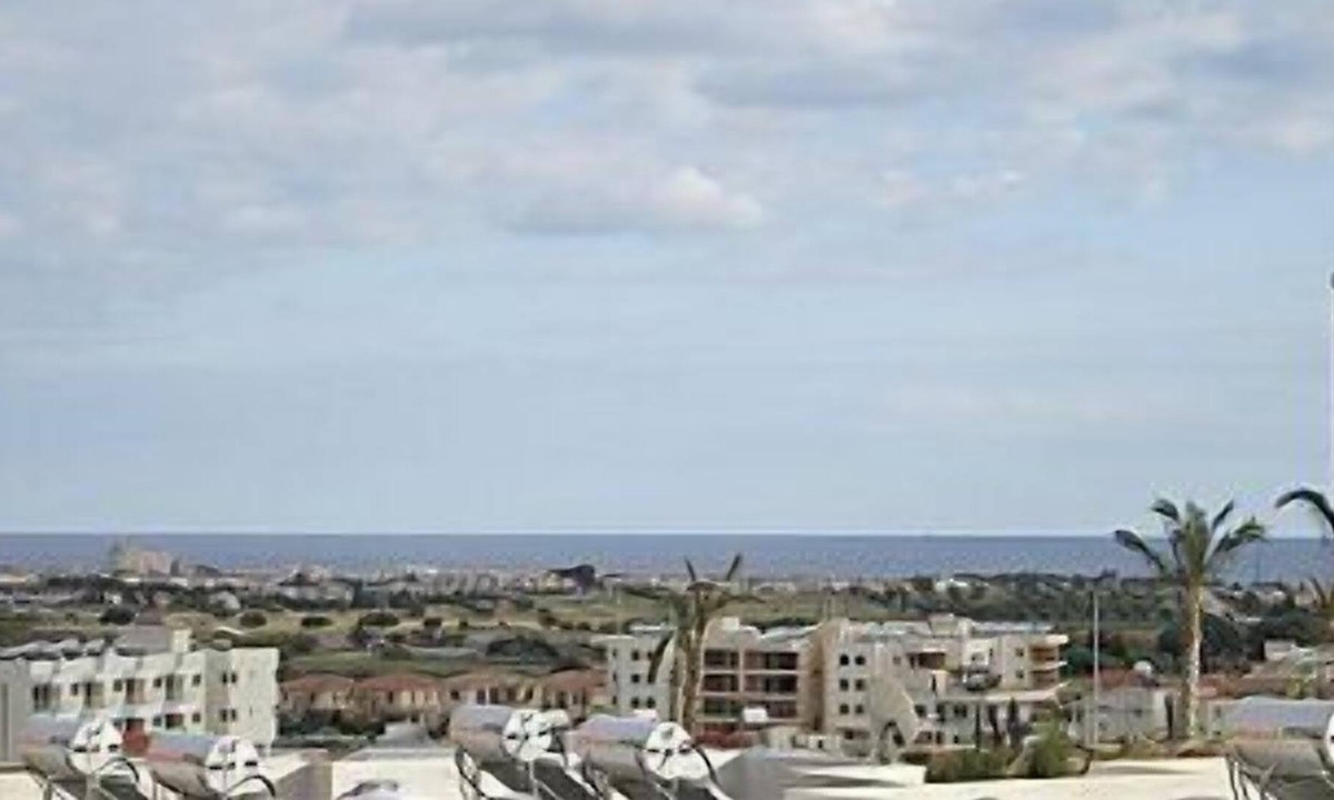 Oroklini Apartment | 2-bed 2-bath luxury apartment with Shared Pool, A/C, Wifi