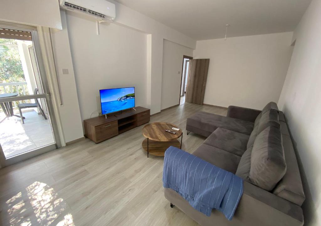 Agios Tychon Apartment | 2 Bedroom self contained apartment opposite the Mediterranean Hotel