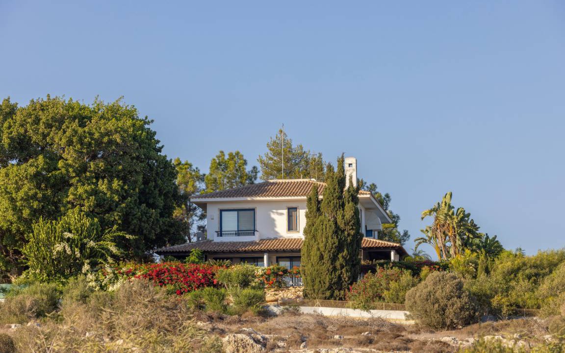 Ayia Napa Villa | 200 m² Villa ∙ 4 bedrooms ∙ 10 guests