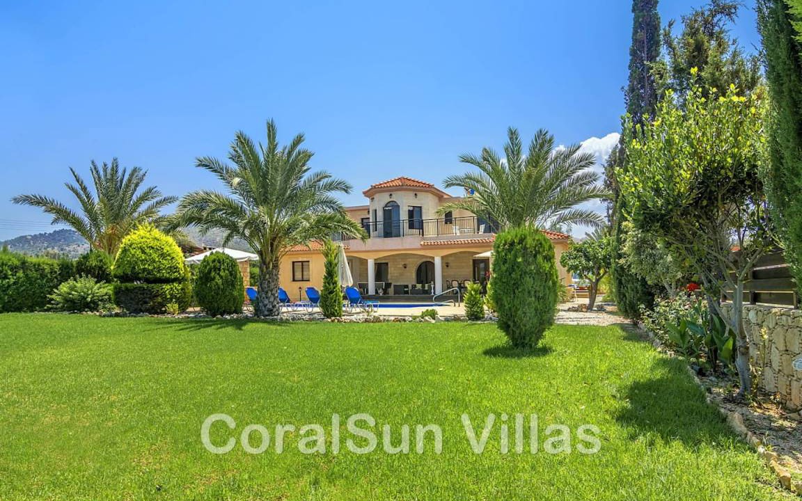 Ayia Marina Chrysochous Villa | 250 m² Villa ∙ 4 bedrooms ∙ 9 guests