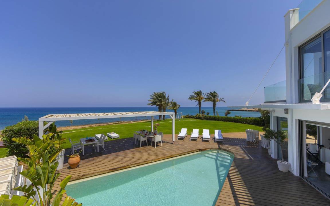 Pernera Villa | 250 m² Villa ∙ 4 bedrooms ∙ 8 guests
