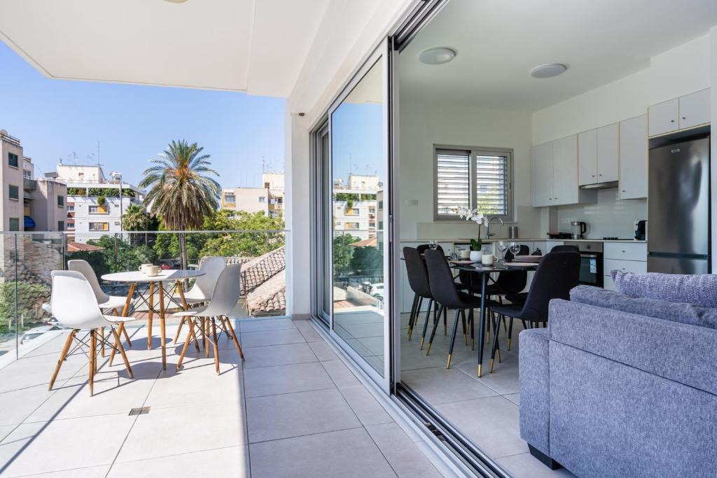 Lykabittos Apartment | 2BR Lux Apt. Central Nicosia