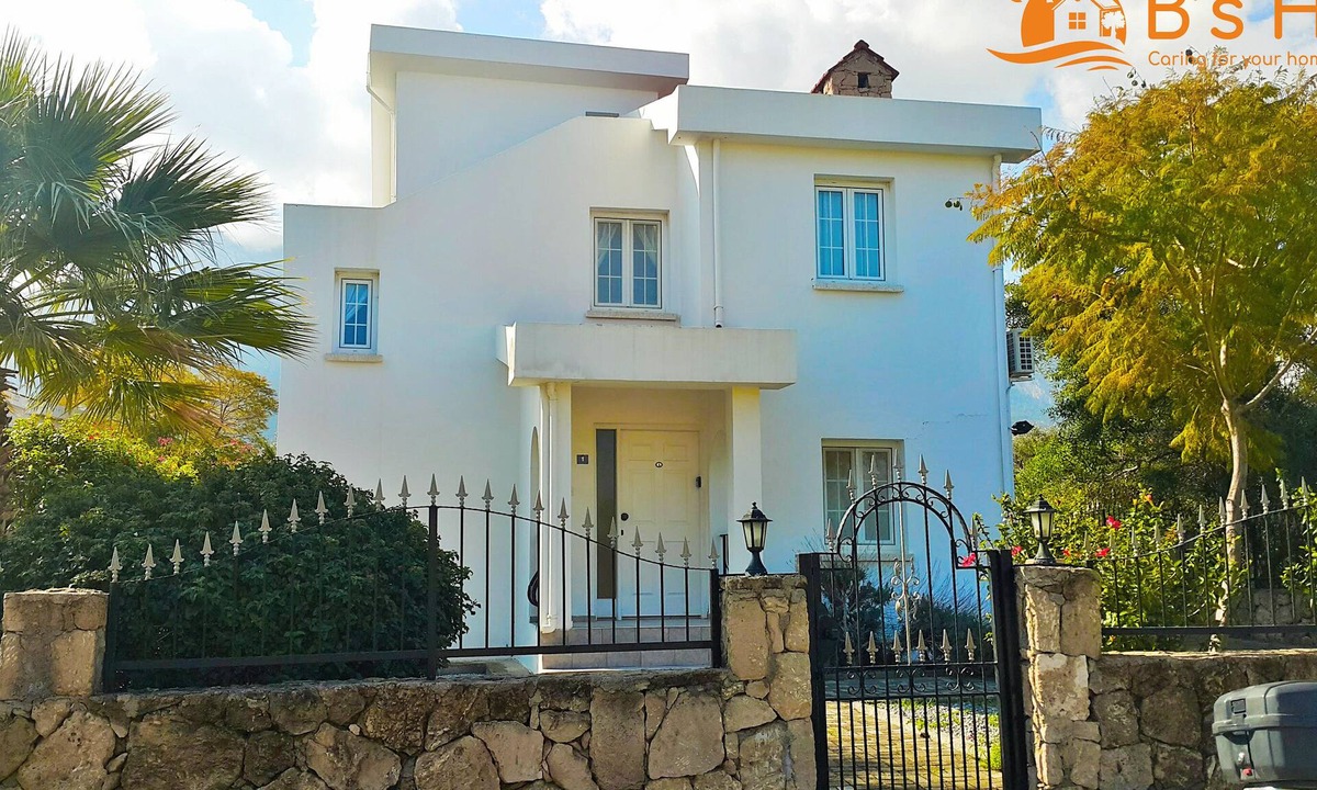 Dikmen Villa | 3 bedroom villa with communal pool, just minutes from Bellapais Abbey & Girne