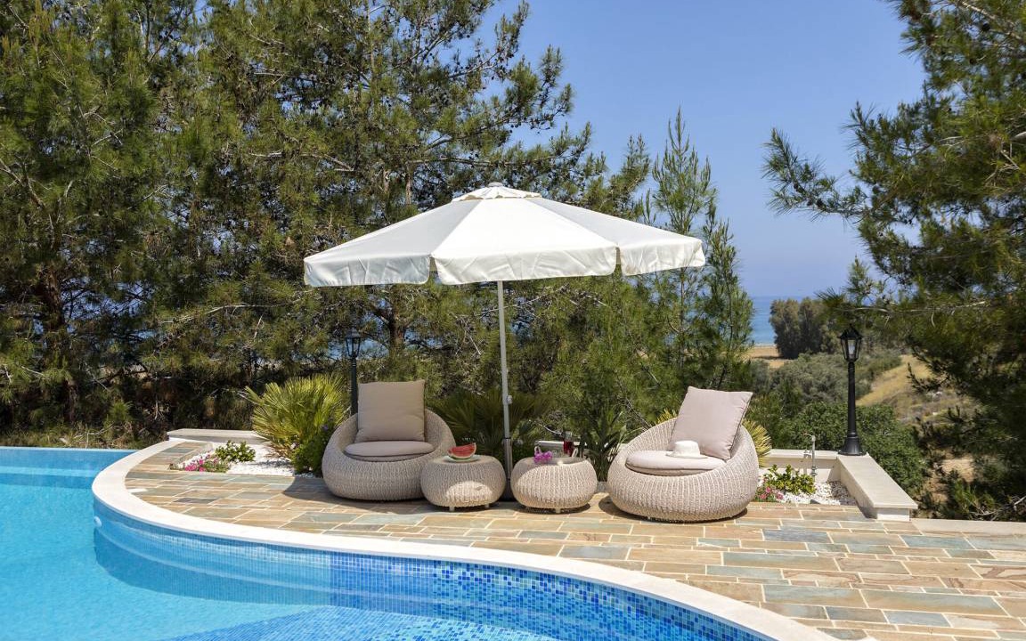 Argaka Villa | 360 m² Villa ∙ 4 bedrooms ∙ 8 guests