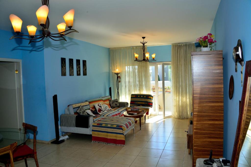 Agios Athanasios Apartment | 50 meters to the beach 3 bedroom appartment