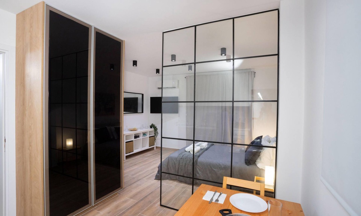 Neapolis Apartment | 89 LIM - Stay Zen Studio