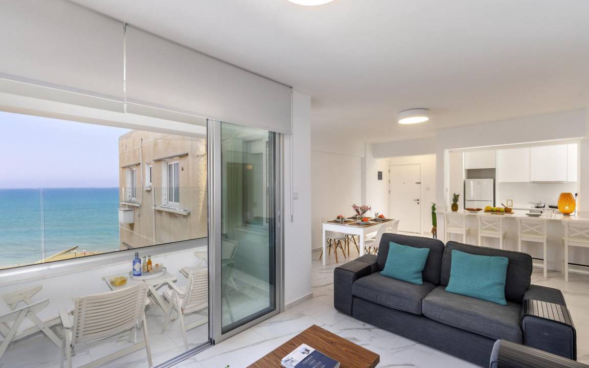 Larnaca Apartment | 90 m² Apartment ∙ 2 bedrooms ∙ 4 guests