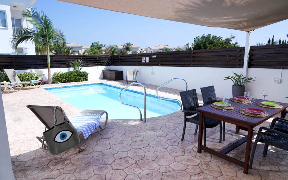 Protaras Villa | 90 m² Villa ∙ 2 bedrooms ∙ 4 guests