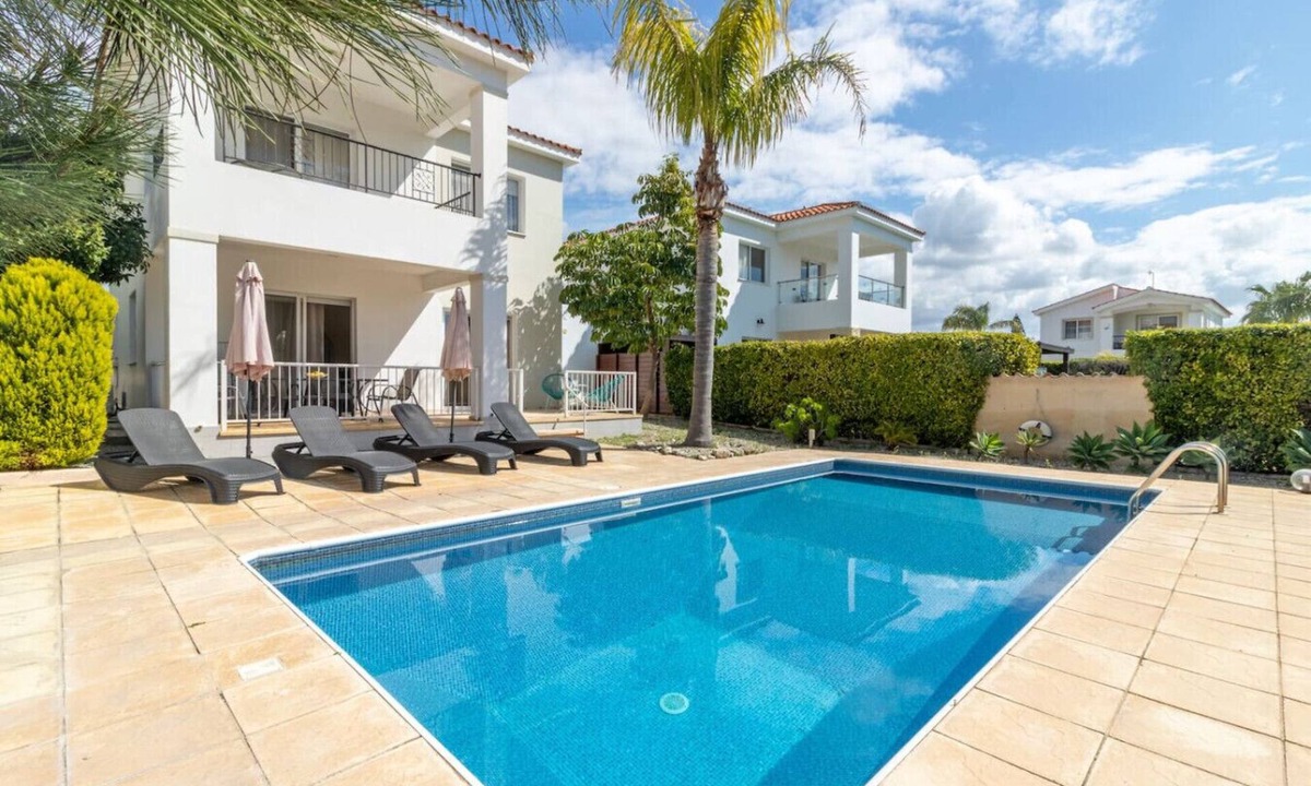 Pegeia House | A 3 bedroom villa within 200 meters to the beach