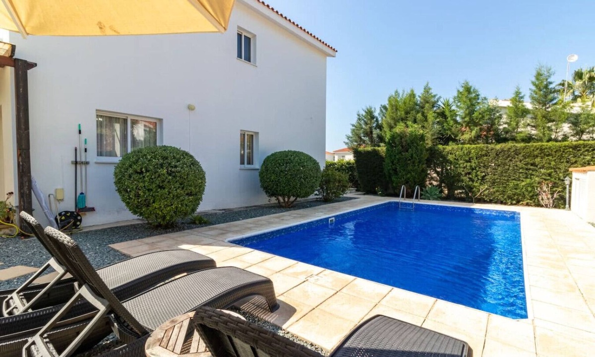 Pegeia House | A 3 bedroom villa within 1 minute walk from Laourou beach!