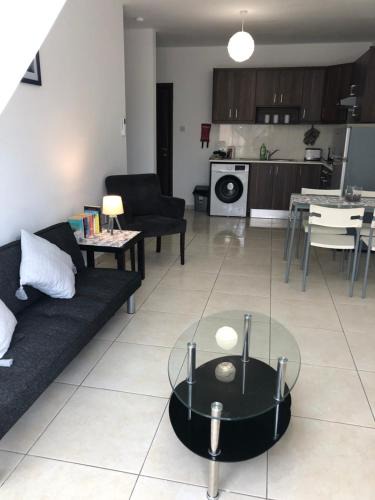 Kiti Apartment | A+A Apartment
