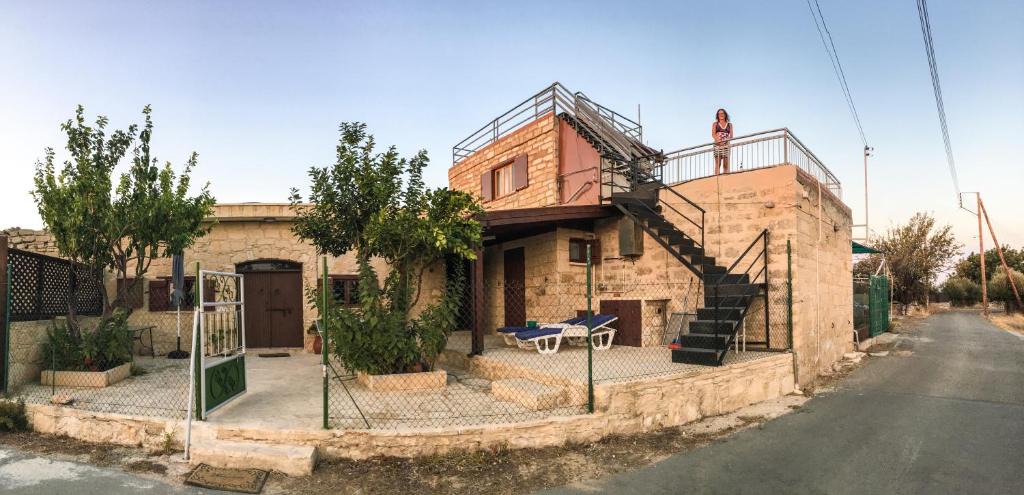 Souni-Zanakia House | Amalia Panorama House