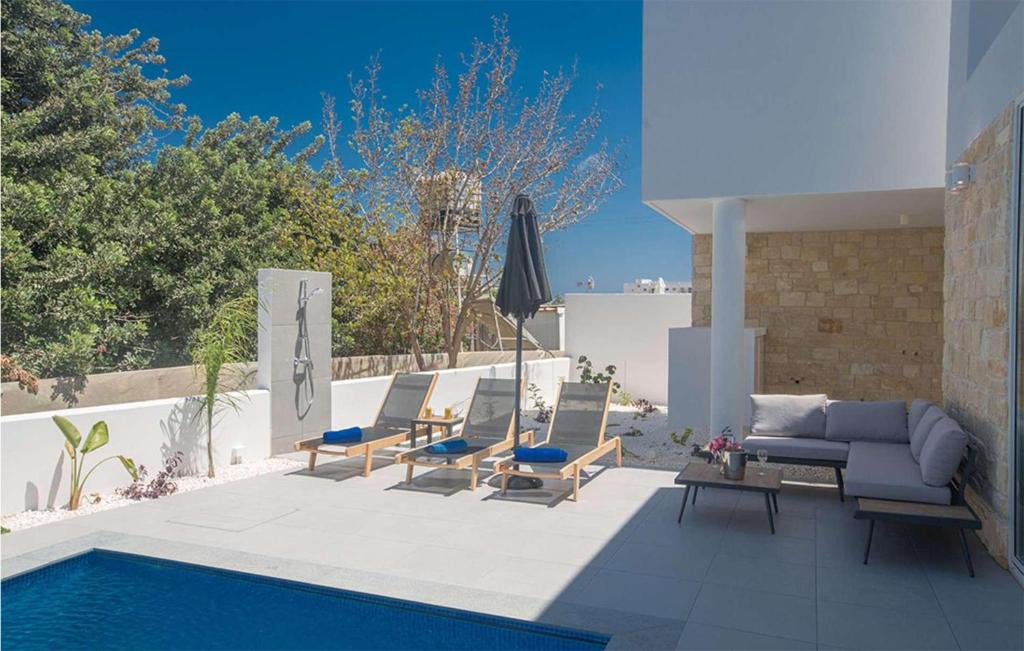 Protaras House | Amazing home in VILLA 2 with Outdoor swimming pool, WiFi and 4 Bedrooms