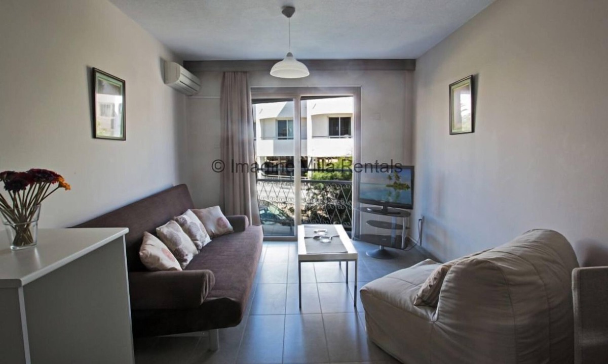 Ayia Napa Cottage | An apartment that sleeps 3 guests in 1 bedroom