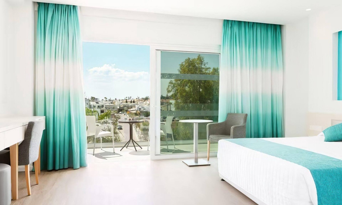 Ayia Napa Hotel | Anesis