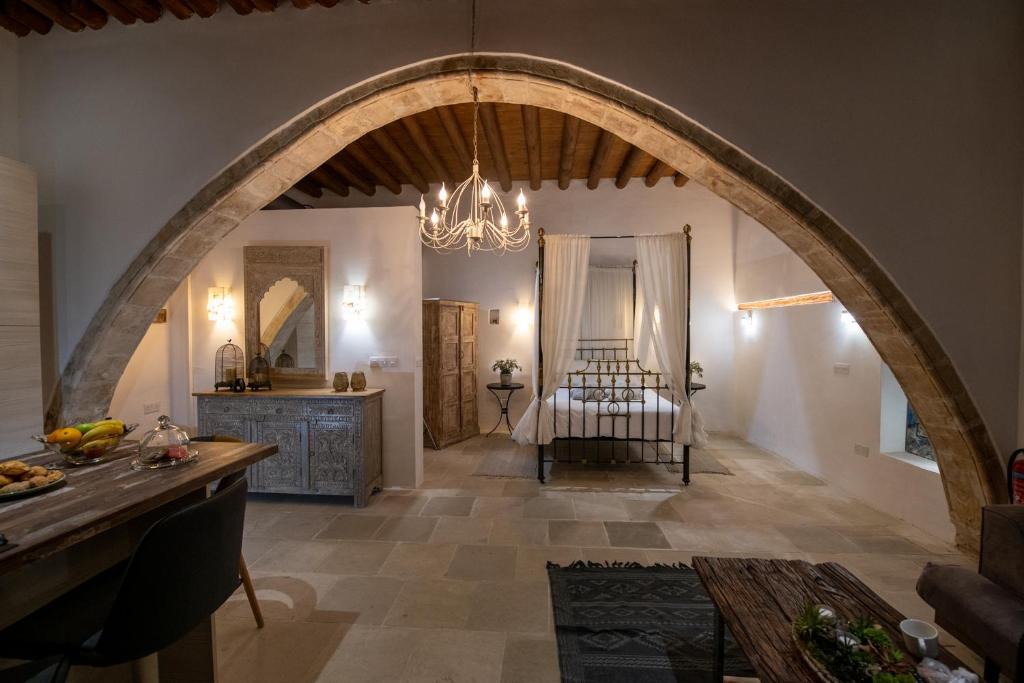 Lofou Cabin | Apanemia Inn Studio