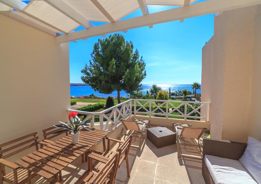 Pegeia Apartment | Apartment 13 Coral Bay