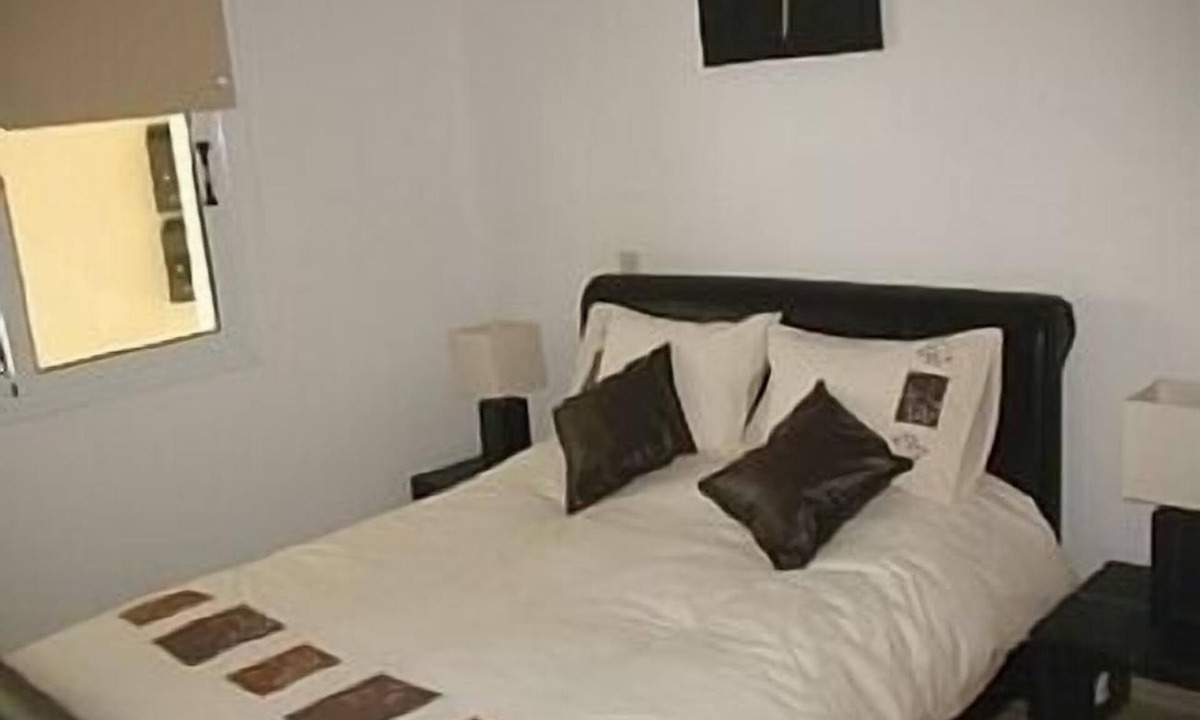 Paralimni Apartment | Apartment with Pool View