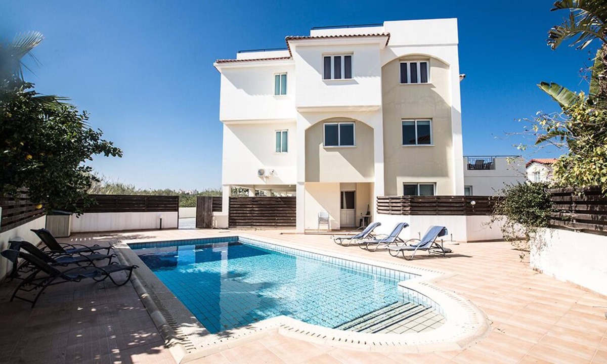 Pernera Apartment | Apt. Faye, Modern 2BDR Pernera Apt. with Communal Pool, Close to all Amenities