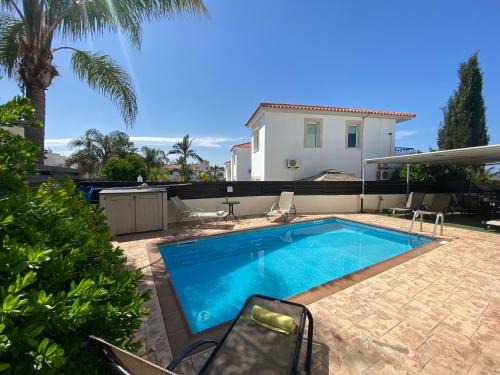 Pernera House | Athena Holiday Villa DPS01
