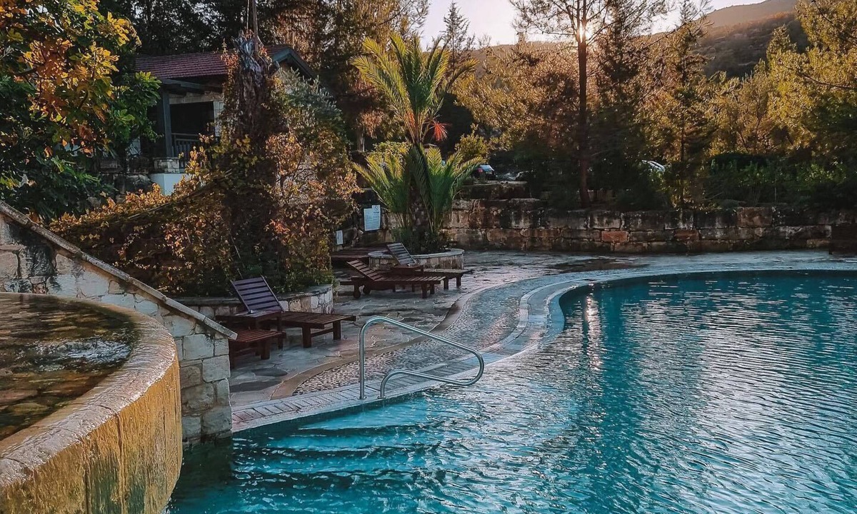 Pano Arodhes Resort | Ayii Anargyri Natural Healing Spa Resort