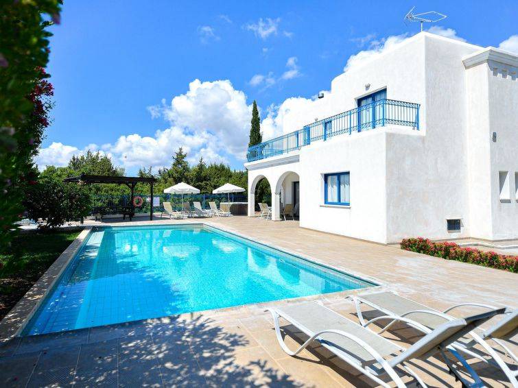 Agios Georgios Pegeias House | Azzurro Holiday Villas