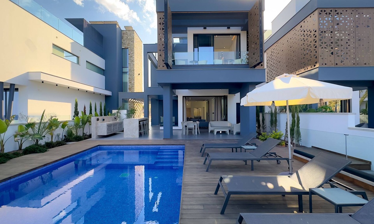 Paralimni Villa | Beachfront Villa with Amazing Views