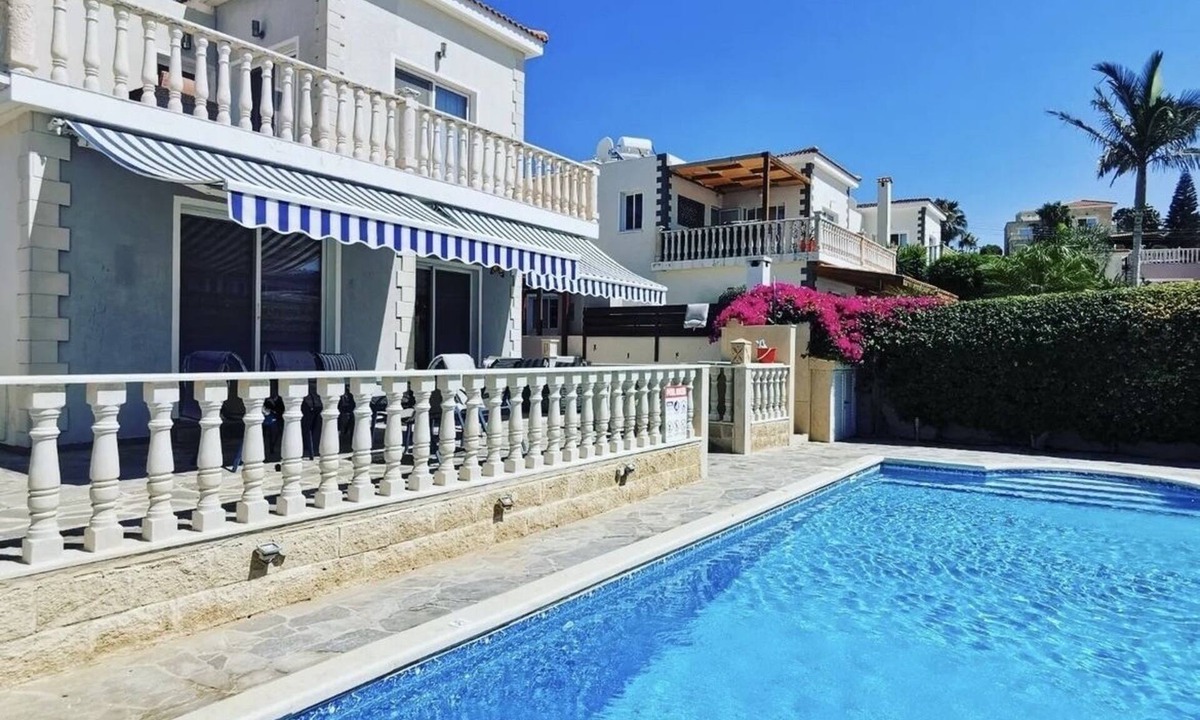 Pegeia Villa | Beautiful Peyia Villa | Private Pool, Sea & Mountain View’s, Sleeps 6