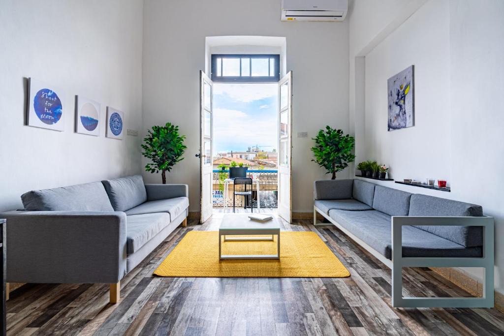 Old Town of Limassol Hostel | Bee Hostel
