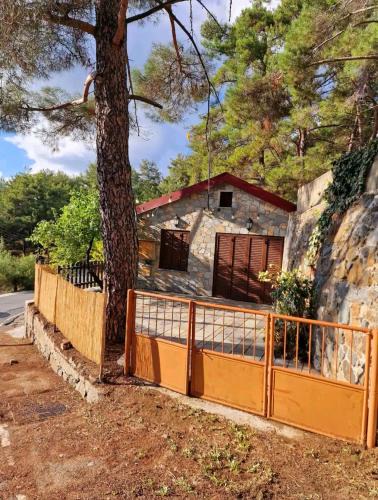Platres House | Butterfly Home