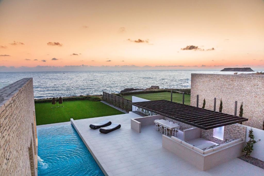 Agios Georgios Pegeias Resort | Cap St Georges Villas