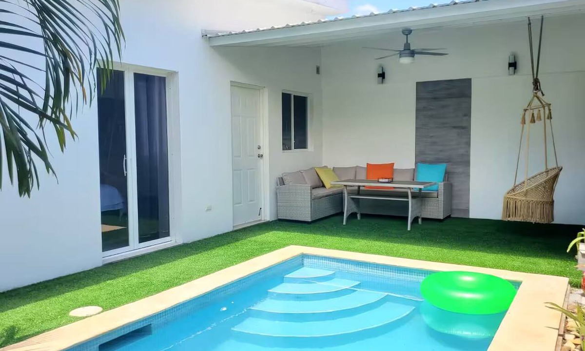 Lago de Apoyo House | Casa Violeta: Great Weather and a Close-Knit Community!